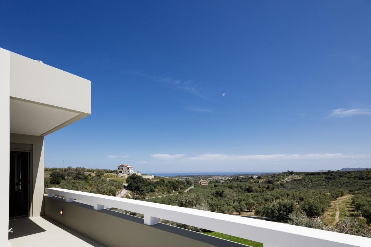Rizes Villa With Jacuzzi & Heated Pool Agia Triada Buitenkant foto