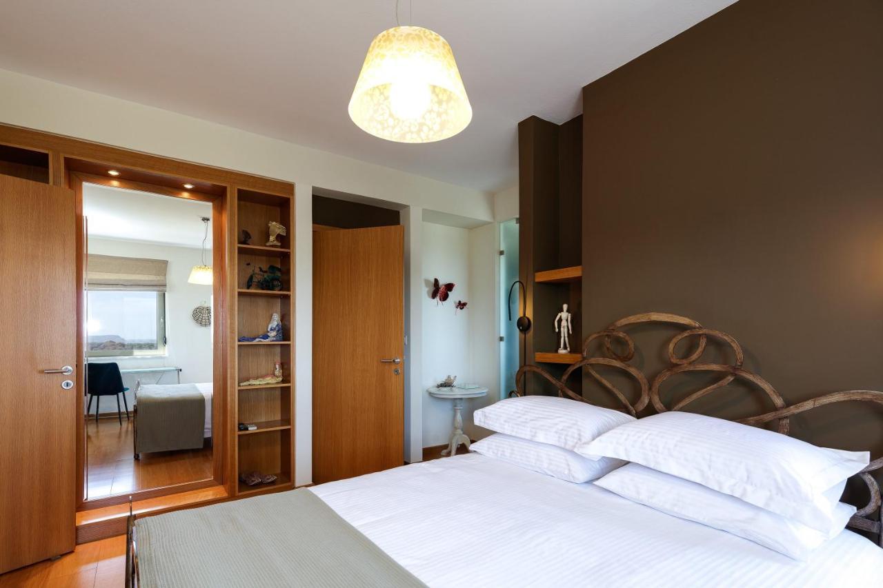 Rizes Villa With Jacuzzi & Heated Pool Agia Triada Buitenkant foto