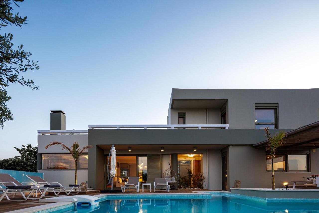Rizes Villa With Jacuzzi & Heated Pool Agia Triada Buitenkant foto