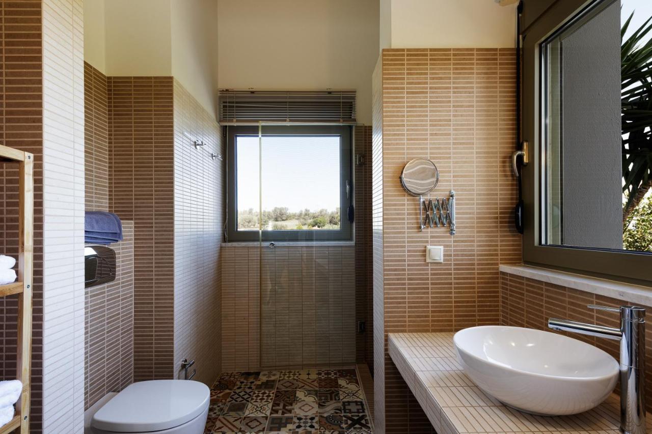 Rizes Villa With Jacuzzi & Heated Pool Agia Triada Buitenkant foto